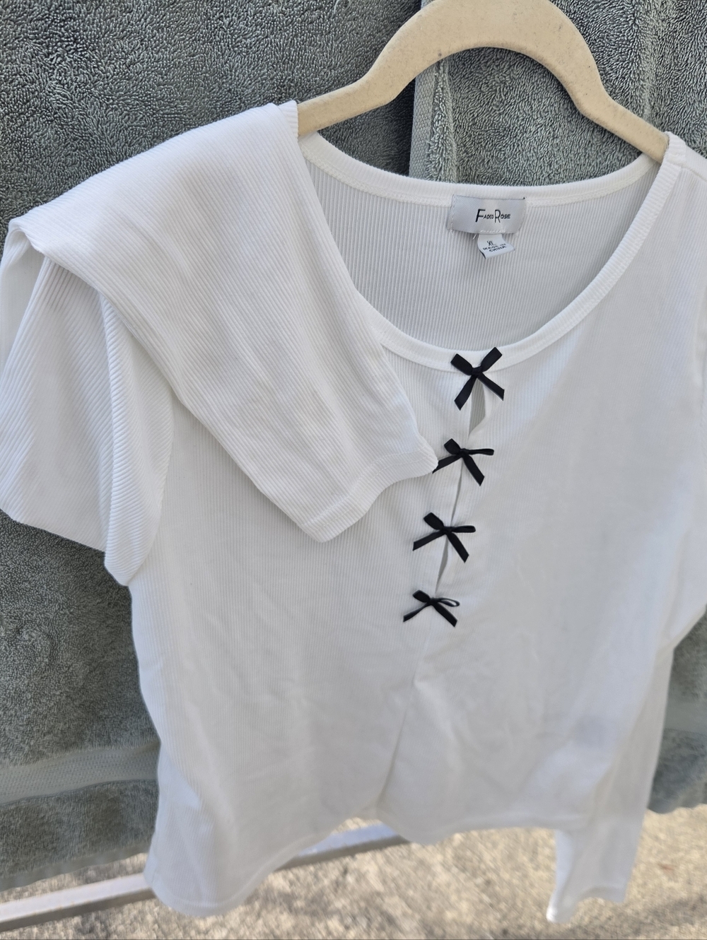Faded Rose White Ribbed Long Sleeve Top with Bows Size XL ☆ NWOT